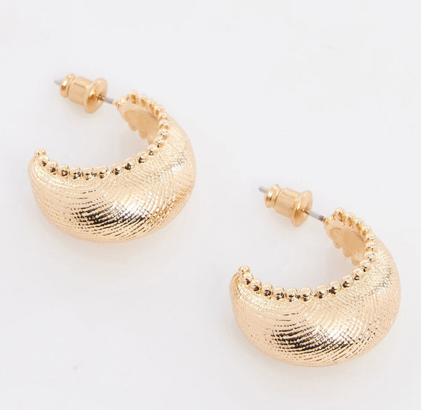 Gold Tone Thick Hoop Earrings 