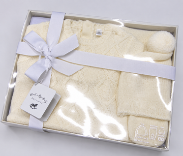 Cream Knitted Outfit In A Gift Box (NB-6 Months) 