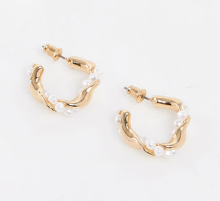 Gold Tone & White Twisted Pearl Hoop Earrings 